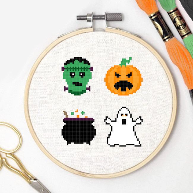 Free Halloween cross stitch pattern